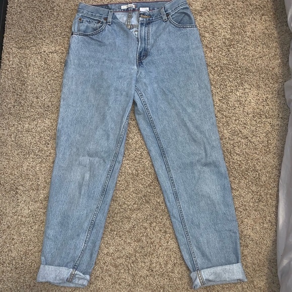 Levis pants - Picture 2 of 4